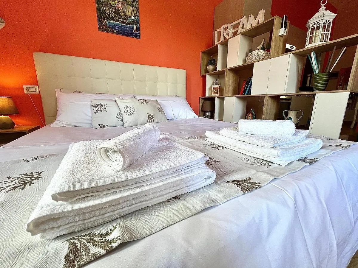 Ca Del Vins - Studio Flat In La Spezia