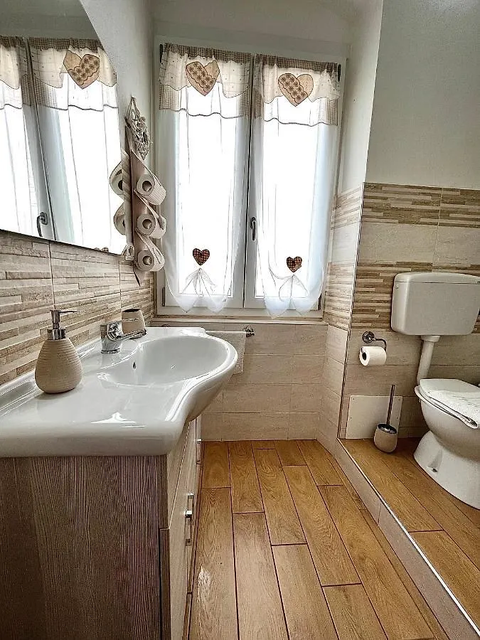 Ca Del Vins - Studio Flat In La Spezia İtalya