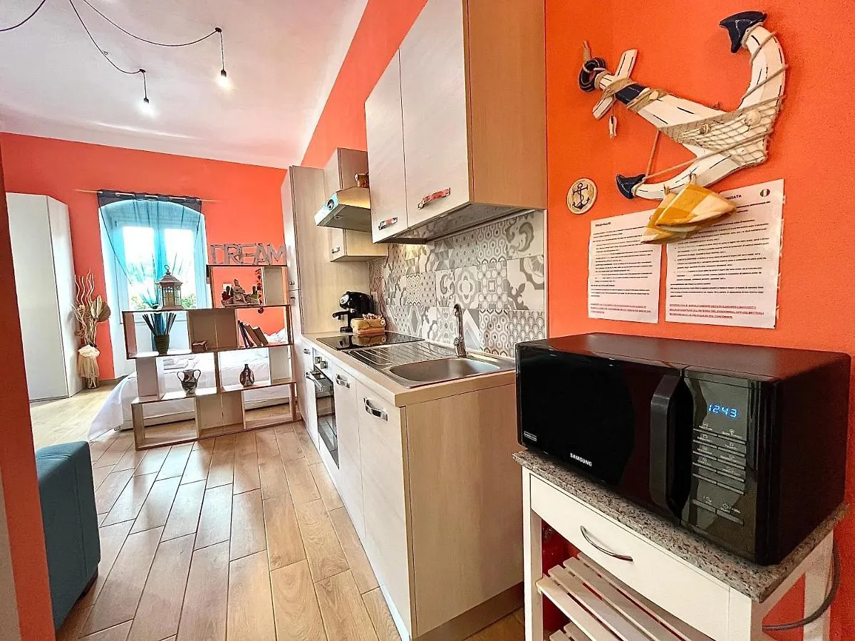 Ca Del Vins - Studio Flat In La Spezia